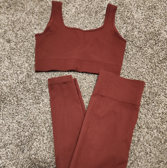 Workout set - Picture 1 of 3